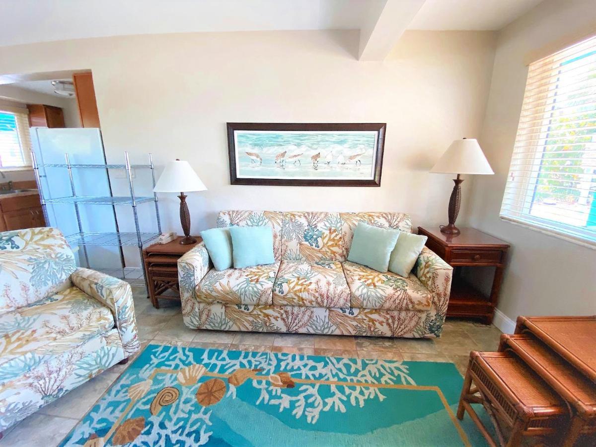Nautical Watch Aparthotel Belleair Beach Buitenkant foto