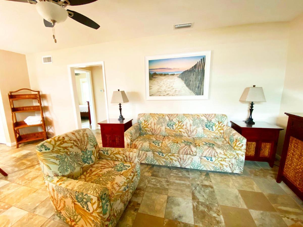 Nautical Watch Aparthotel Belleair Beach Buitenkant foto