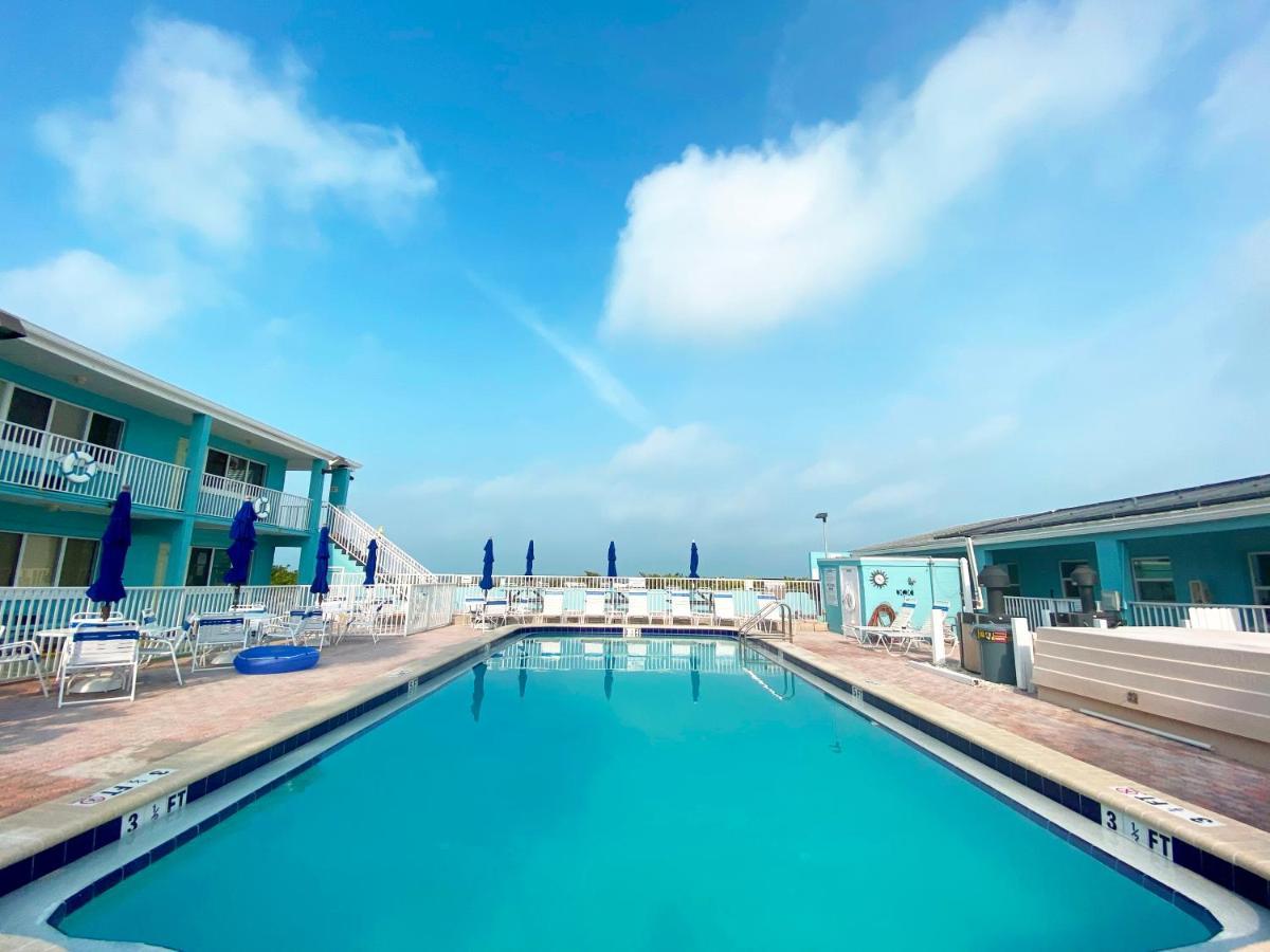 Nautical Watch Aparthotel Belleair Beach Buitenkant foto