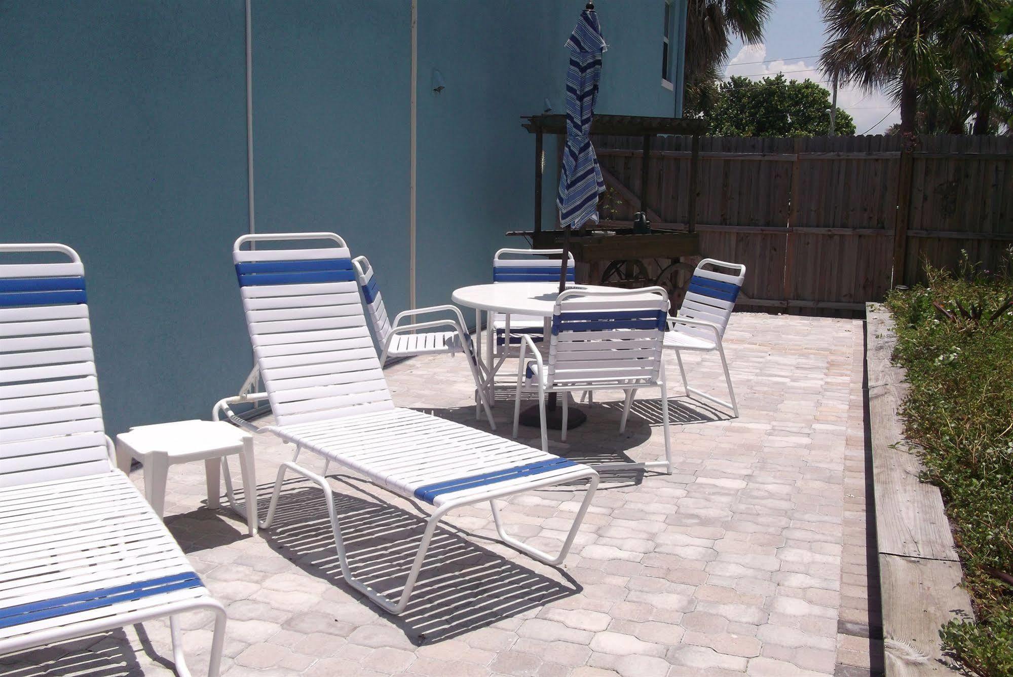 Nautical Watch Aparthotel Belleair Beach Buitenkant foto