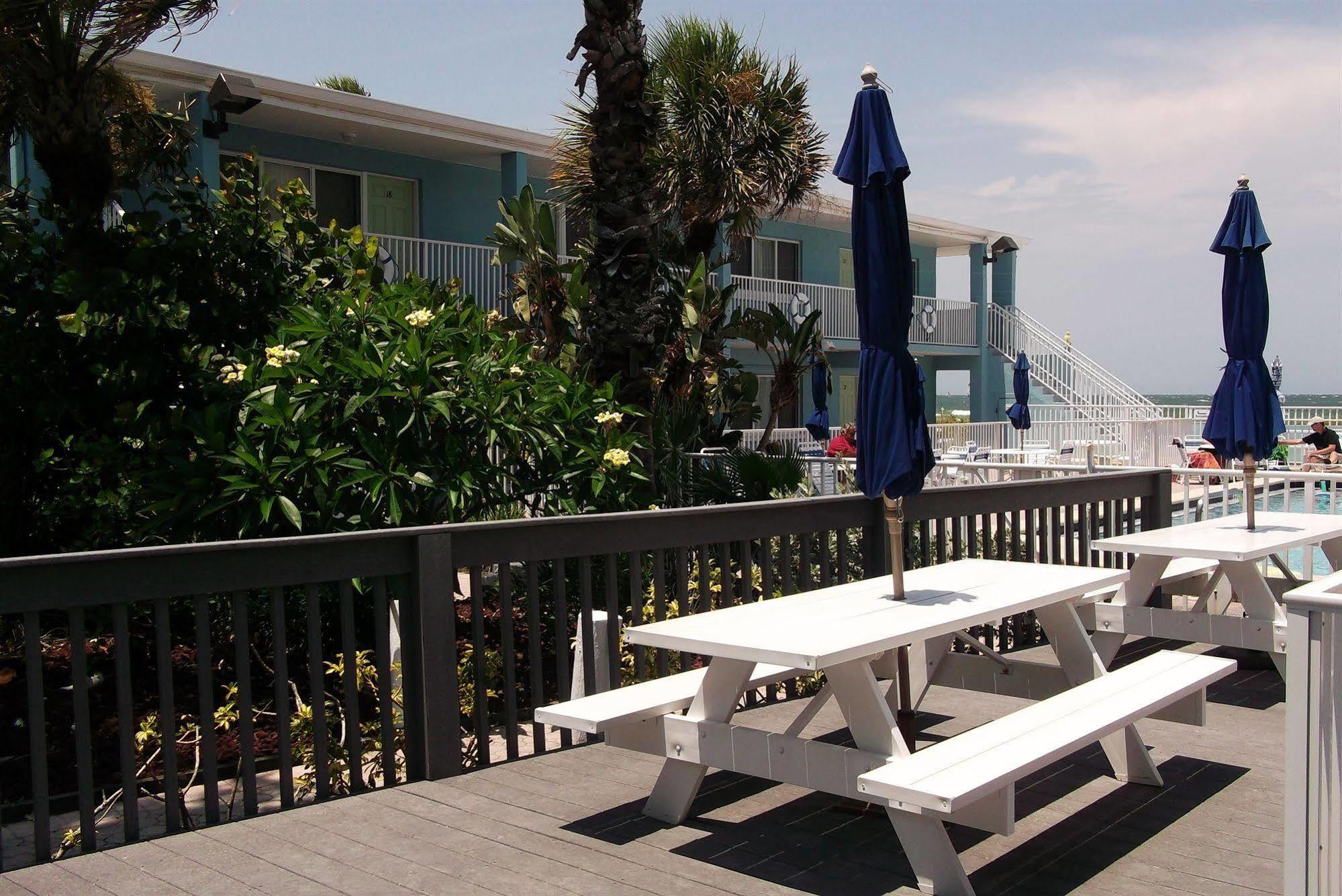 Nautical Watch Aparthotel Belleair Beach Buitenkant foto